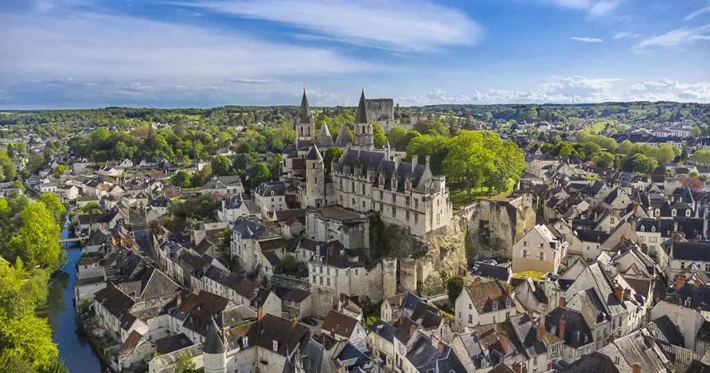 loches